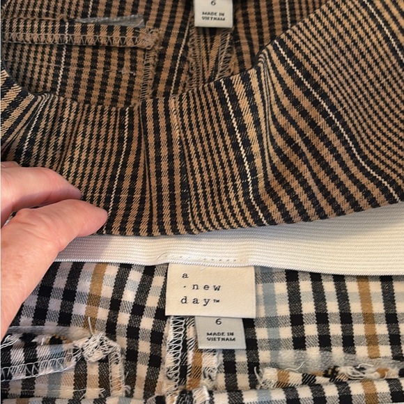 A New Day 2 pair Pants Black and Brown plaids Mid-Rise Side Zipper Stretch sz 6 - Picture 2 of 6